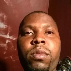 Meet your Posher, Raymond